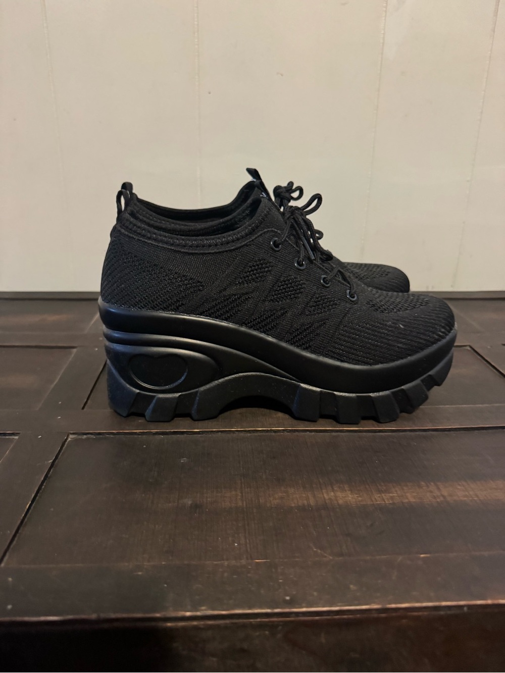 Black Knit Lace-Up Fashionable Sneakers